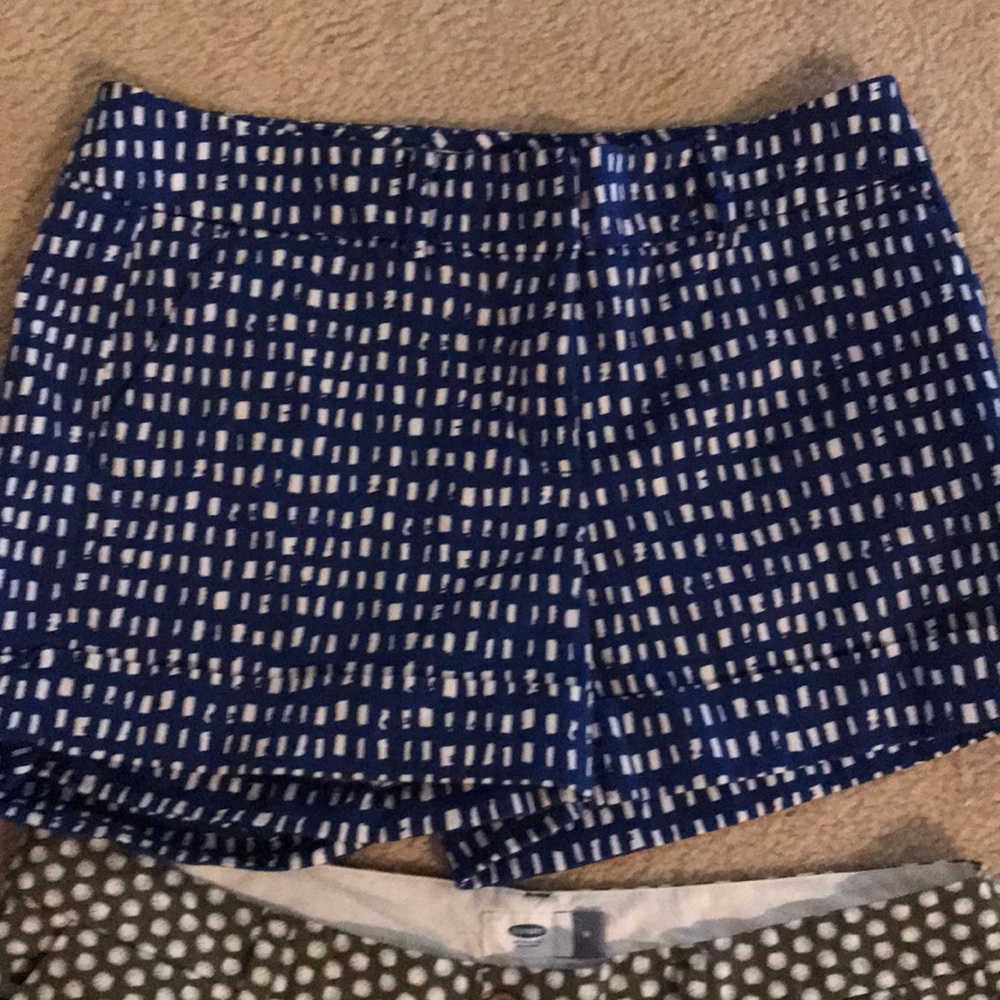 4 like new ladies size 14 shorts old navy and NYC.     SOLD.   SOLD.    SOLD.